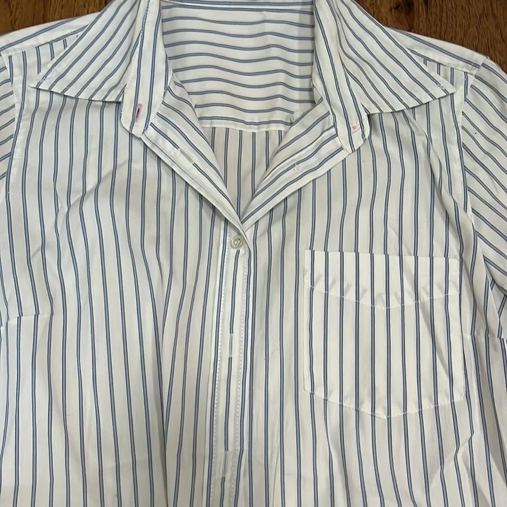 J.Crew Women’s White and Blue Striped Button Down Shirt Size S
